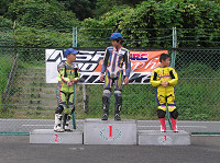 p1010096_s.jpg